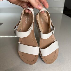 Crown Vintage Cream Sandals